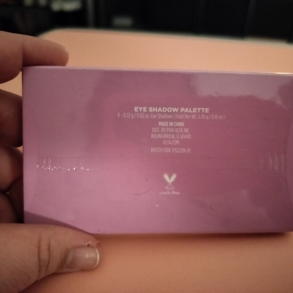 Makeup Bundle! - Picture 11 of 13